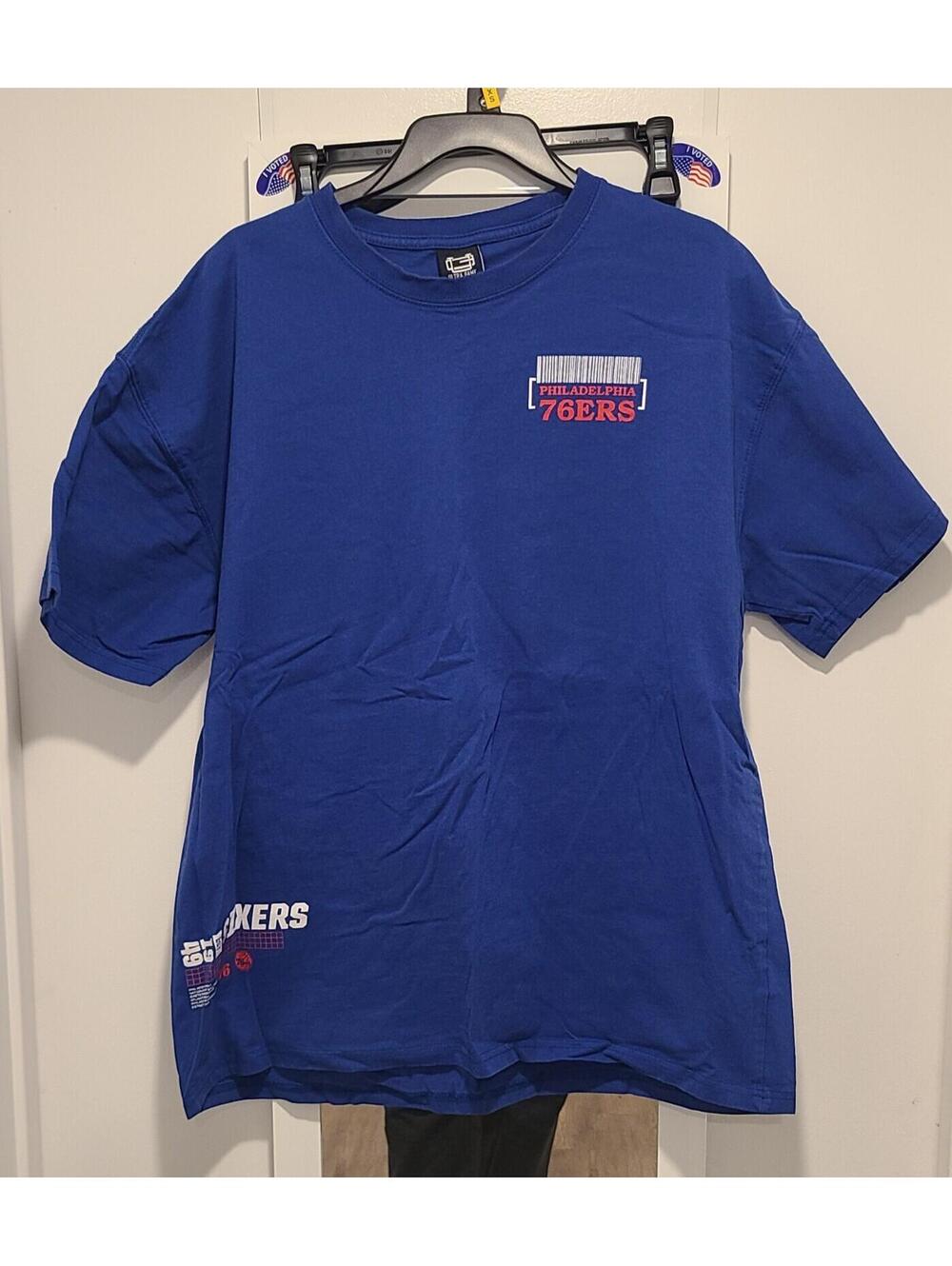 Philadelphia 76ers Basketball T-Shirt Urban Outfitters Throwback Blue Size Large